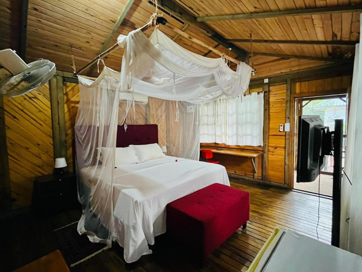 Triniti Oysterbay Otel Darüsselam Dış mekan fotoğraf